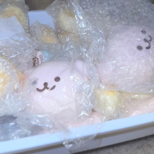 Marshmallow strawberry🍓 bear🐻 (has minor defects)